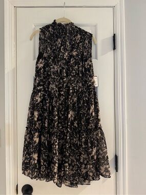 Just...Taylor Black and Cream Floral Mini Dress